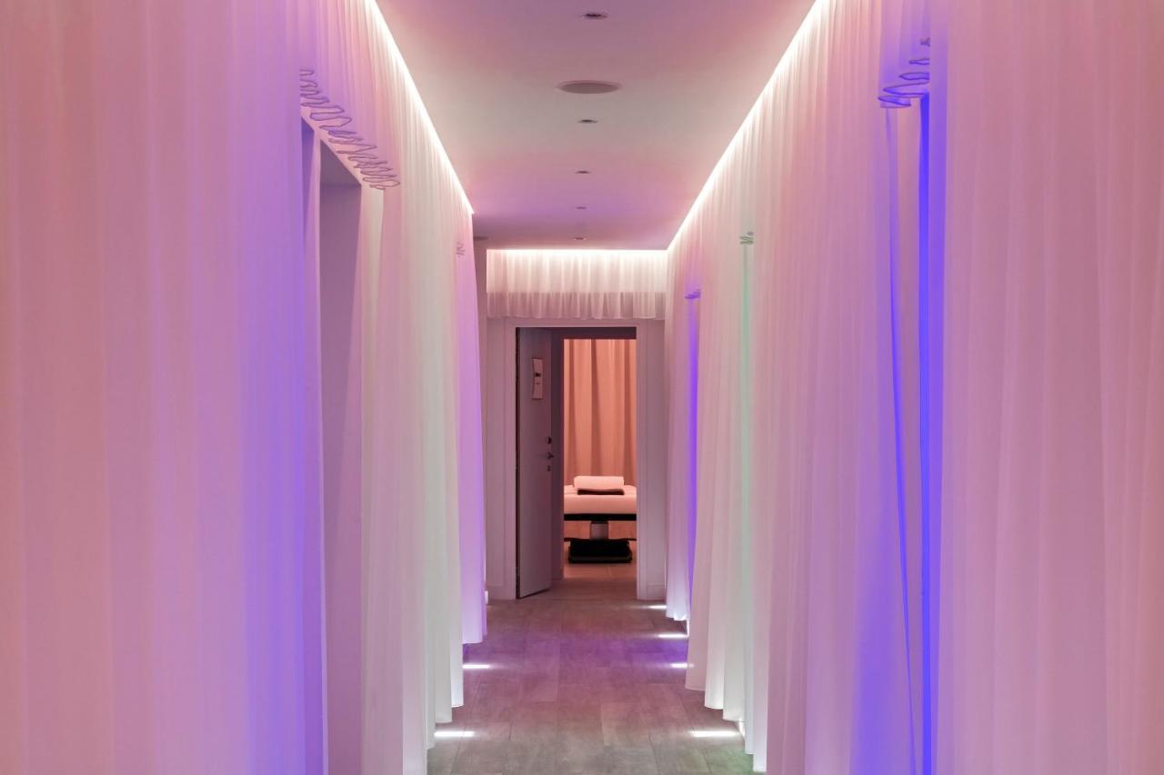 Barrière Le Normandy Hotel 5*